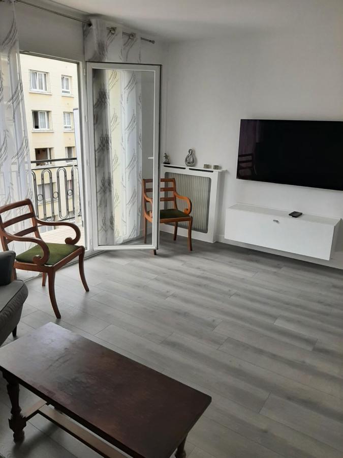 Appartement Cosy De Centre Ville Charenton-le-Pont Exterior foto